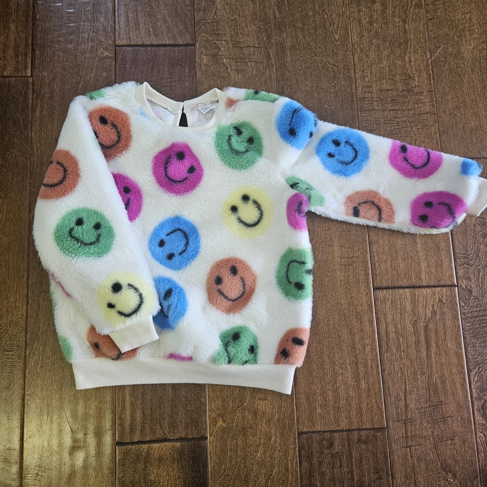 💝💝5/$25💝💝SHEIN Fuzzy Sweater with Colorful Accents